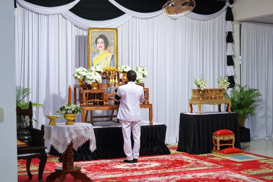 เทศบาลตำบลขามป้อม ร่วมพิธีบำเพ็ญกุศลสัตตมวาร ๗ วัน เพื่ออุทิศถวายเป็นพระราชกุศล สมเด็จพระนางเจ้าสิริกิติ์ พระบรมราชินีนาถ พระบรมราชชนนีพันปีหลวง วันที่ ๓๐ ตุลาคม ๒๕๖๘ เวลา ๑๖.๓๐ น. ณ วัดชัยภูมิการาม (วัดกลาง) ตำบลเขมราฐ อำเภอเขมราฐ จังหวัดอุบลราชธานี